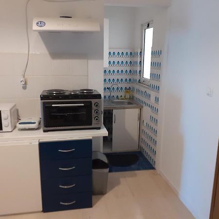 Alex Central City Accommodation Lávrion Eksteriør billede